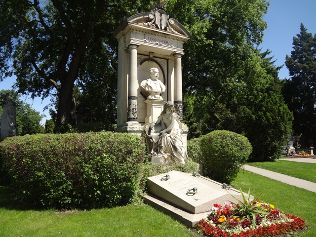 Wiener Stadtstpaziergänge Wiener Zentralfriedhof