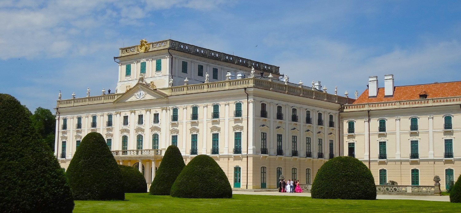 Schloss Esterhazy in Fertöd Gartenfront