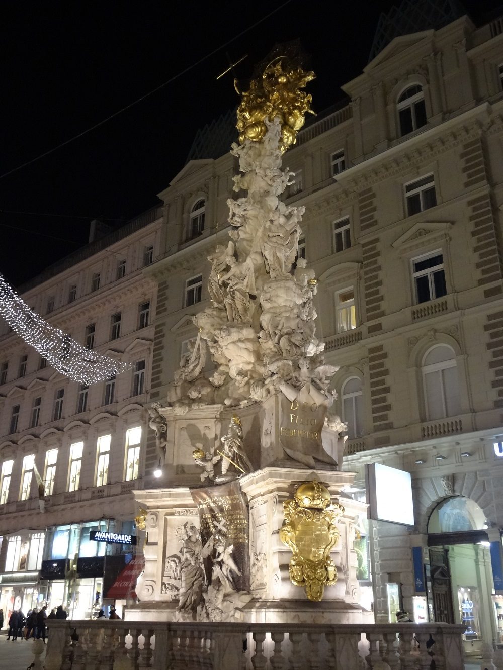 Weihnachtsbeleuchtung-Wien Pestsäule