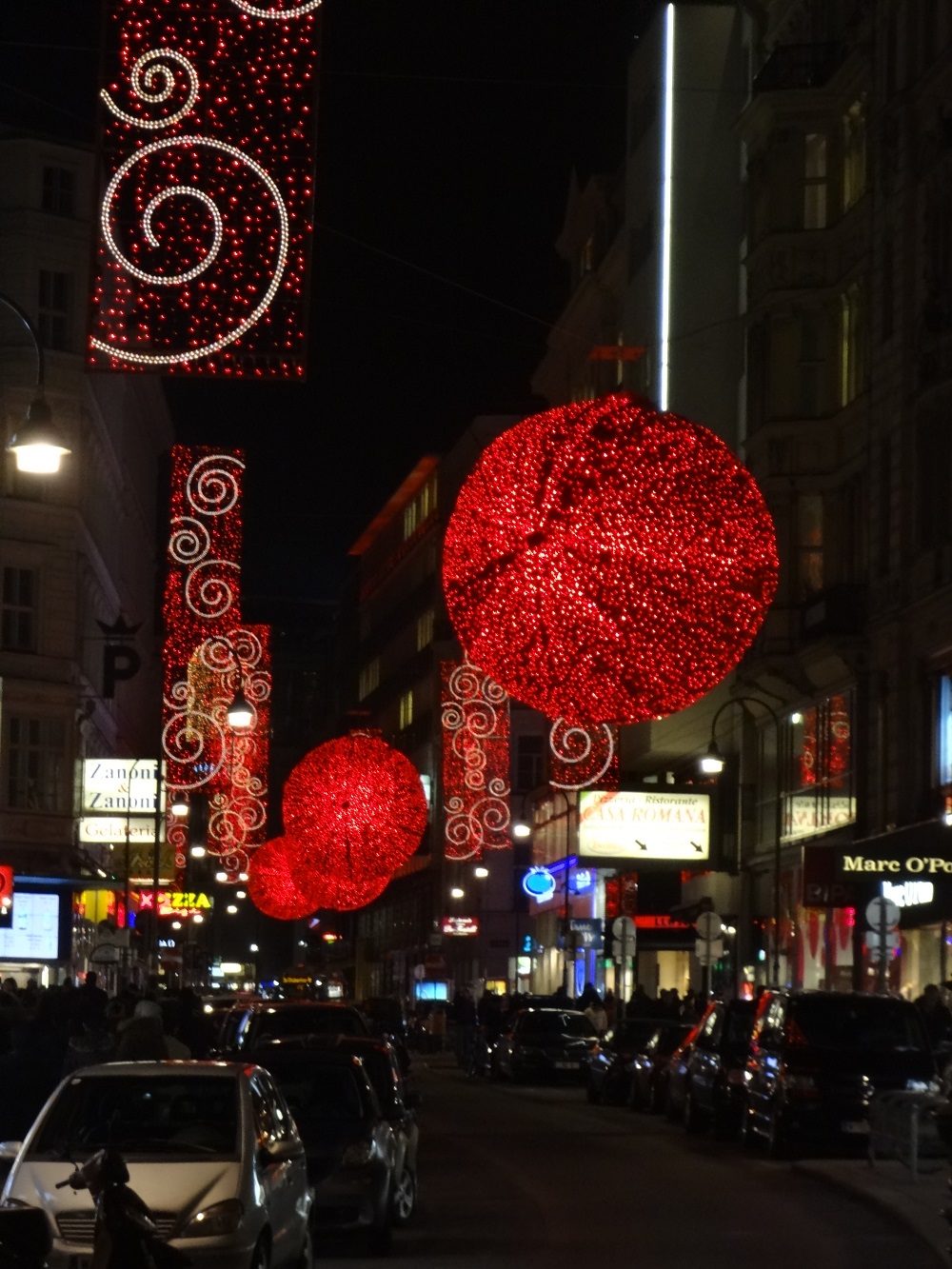 Weihnachtsbeleuchtung-Wien Rotenturmstraße