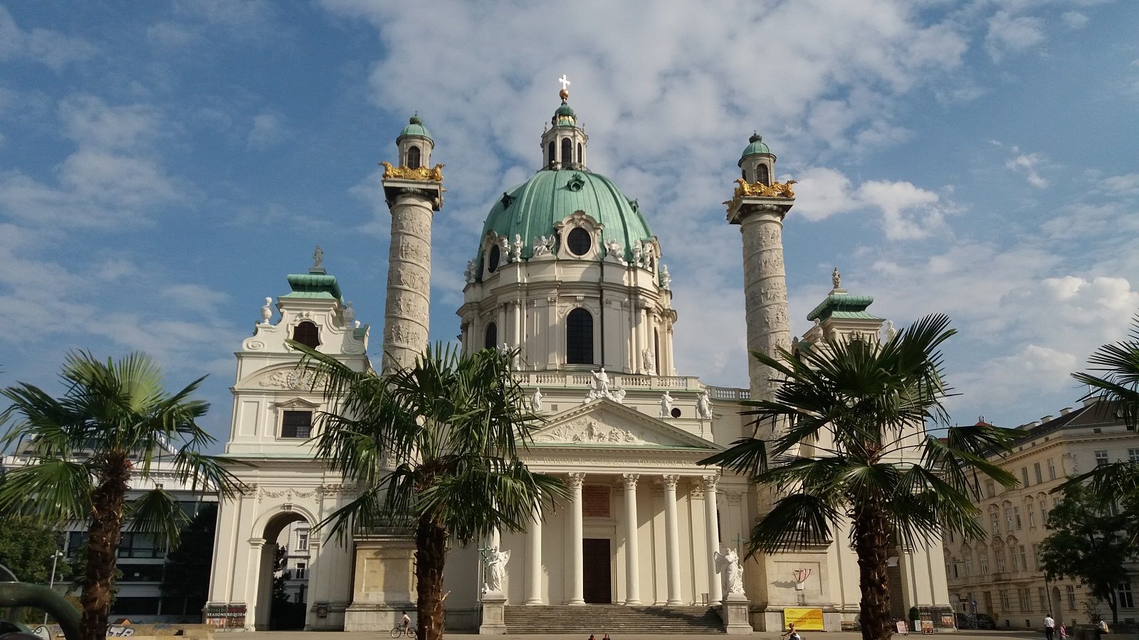 Wiener Karlskirche Sommer